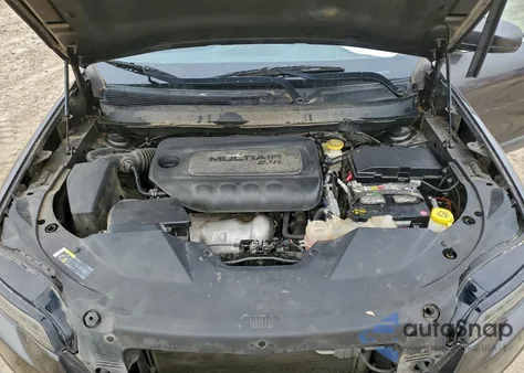 2019 Jeep Cherokee Latitude Plus z USA, uszkodzony, nr VIN 1C4PJMLBXKD402720